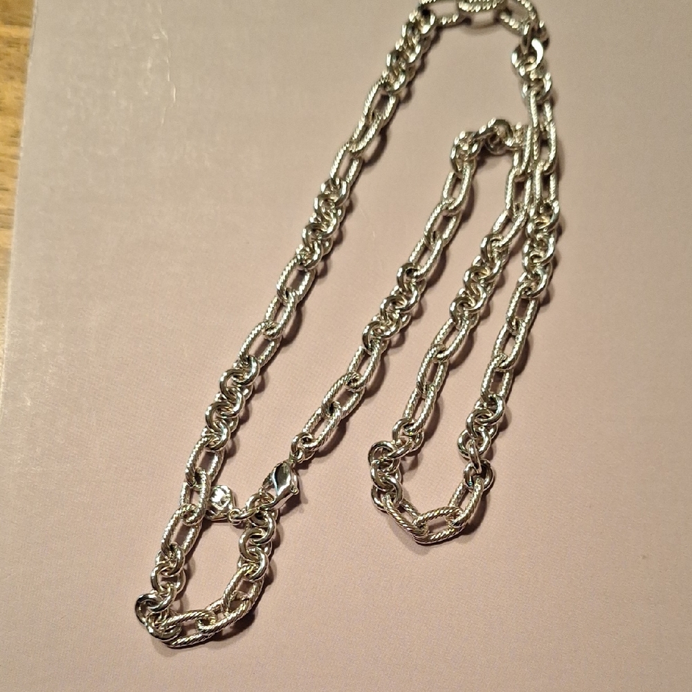 John Medeiros Link Chain